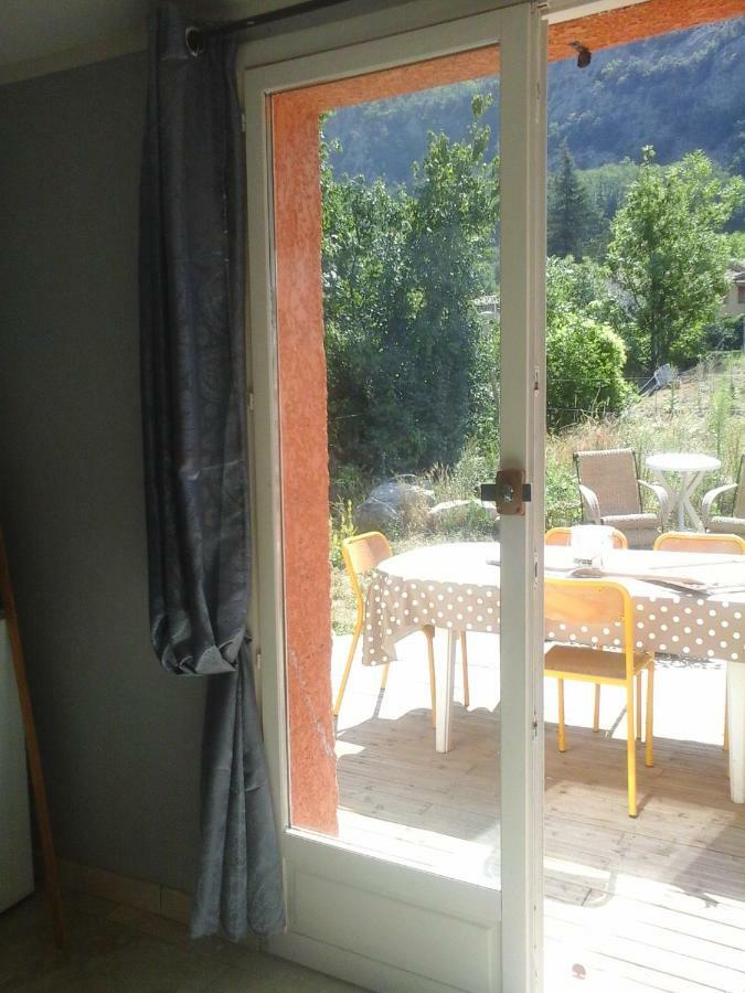 Belle Maison De Montagne Casteil Exteriör bild