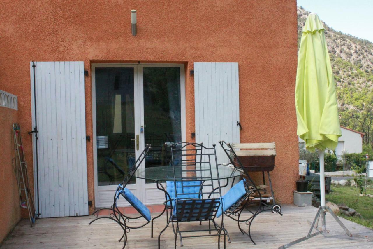 Belle Maison De Montagne Casteil Exteriör bild